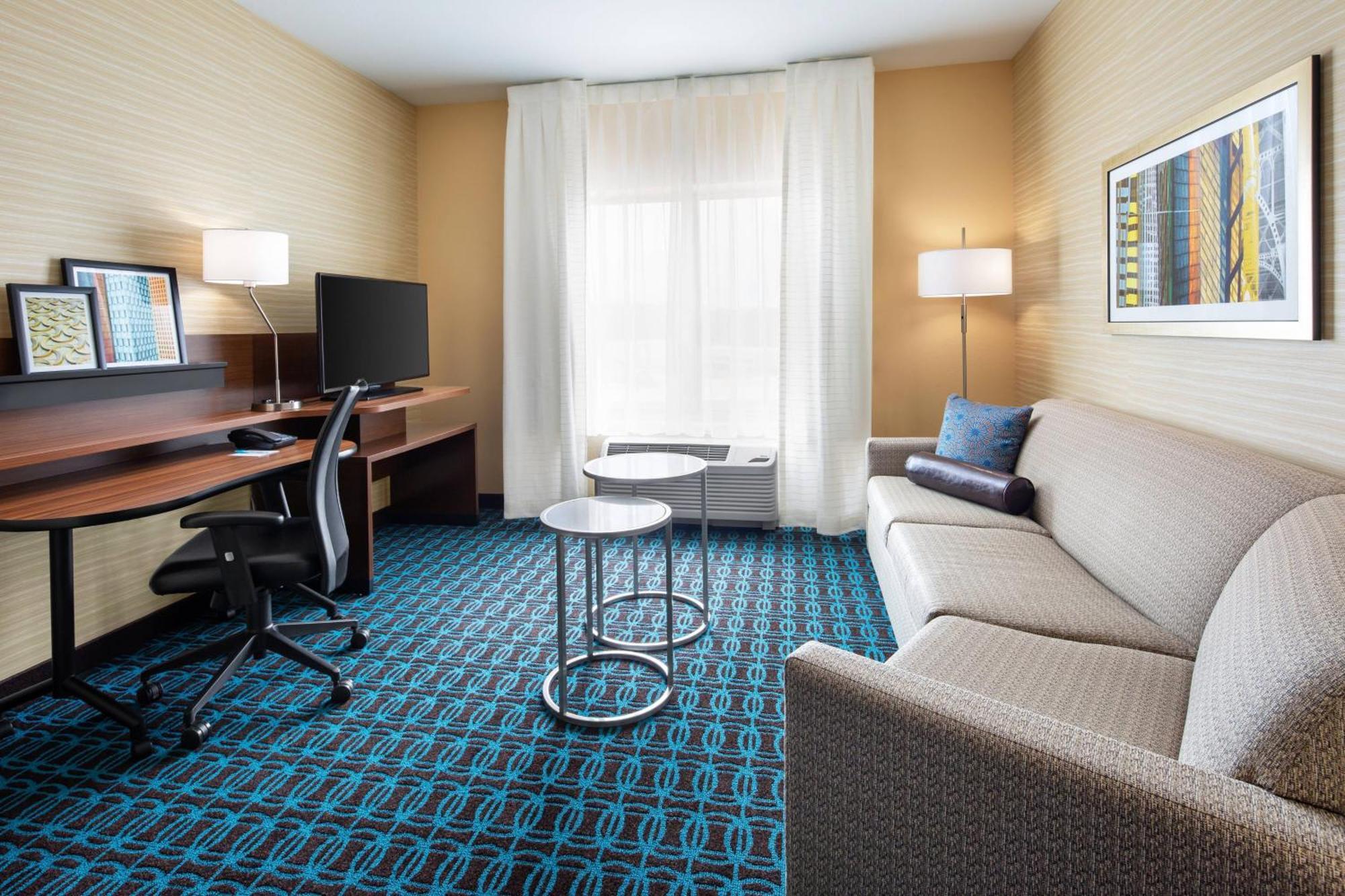 Fairfield Inn & Suites By Marriott Поплар Блафф Экстерьер фото