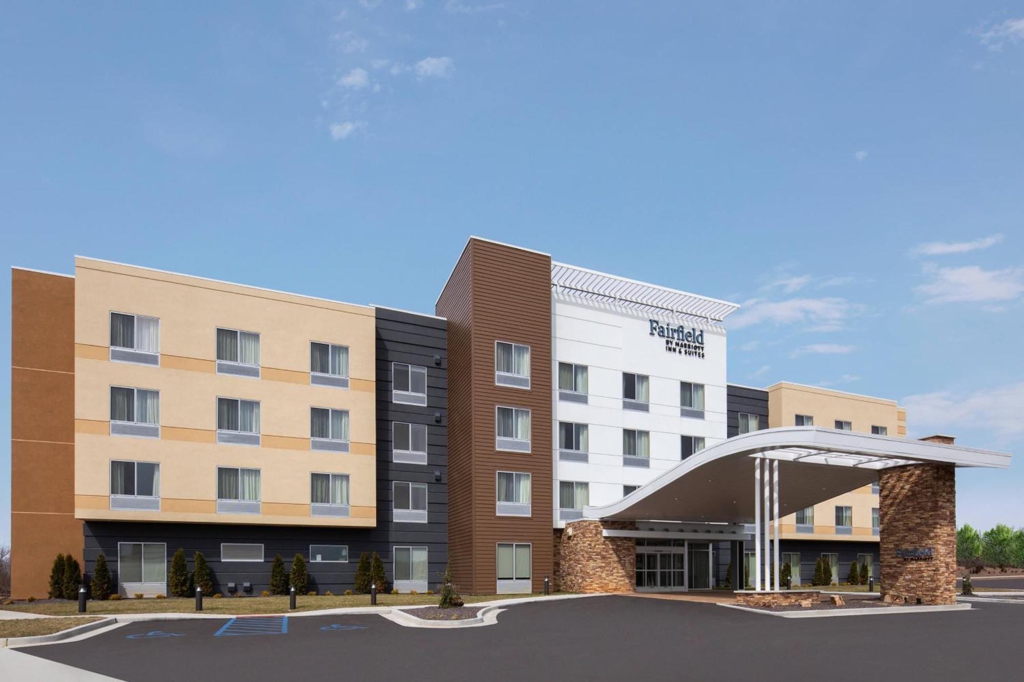 Fairfield Inn & Suites By Marriott Поплар Блафф Экстерьер фото